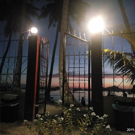 El Seatopia Beach Cottages El Nido Esterno foto